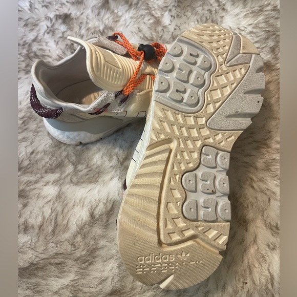 9 (W) IVY PARK Adidas Nite Jogger Ecru Tint - Picture 3 of 3